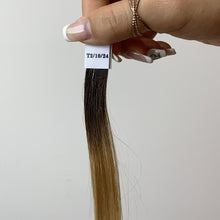 Load and play video in Gallery viewer, Black/Brown to Blonde Ombre Clip-In Hair Extensions T2/10/24
